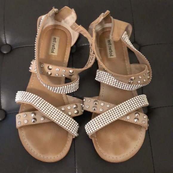 Not rated - Picture 2 of 3